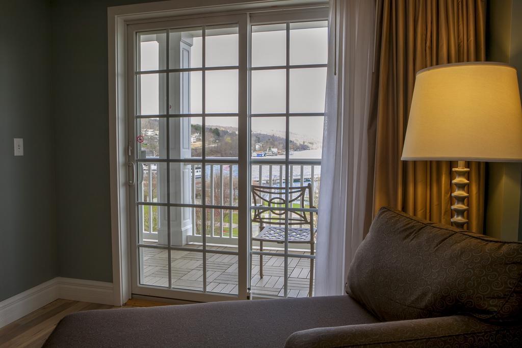 Watkins Glen Harbor Hotel Екстериор снимка