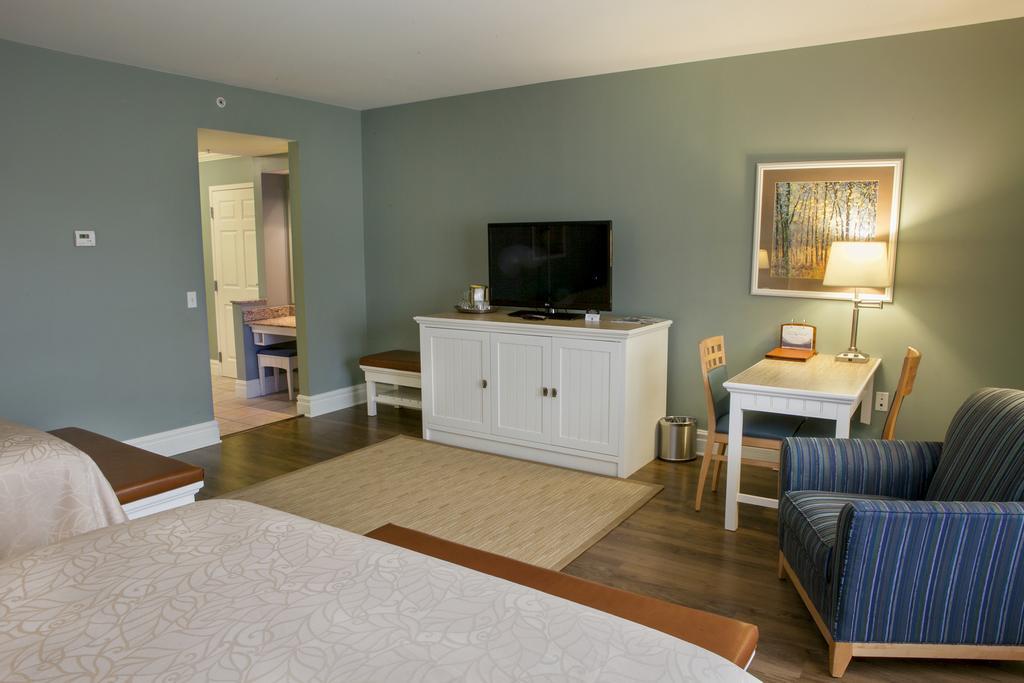 Watkins Glen Harbor Hotel Екстериор снимка